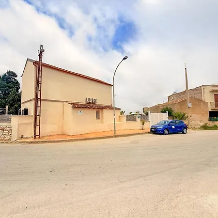 Casello Delle Egadi טראפאני