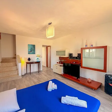 Casello Delle Egadi טראפאני