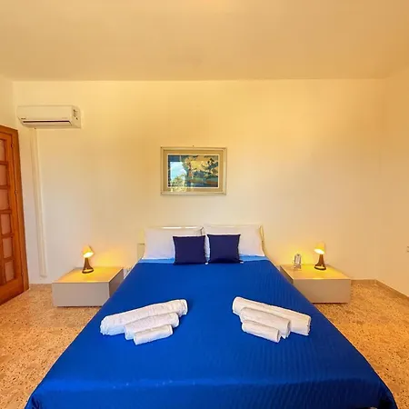 Casello Delle Egadi Apartment *